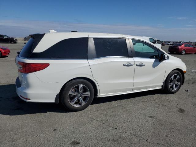 5FNRL6H82JB039395 - 2018 HONDA ODYSSEY TOURING თეთრი ფოტო 3