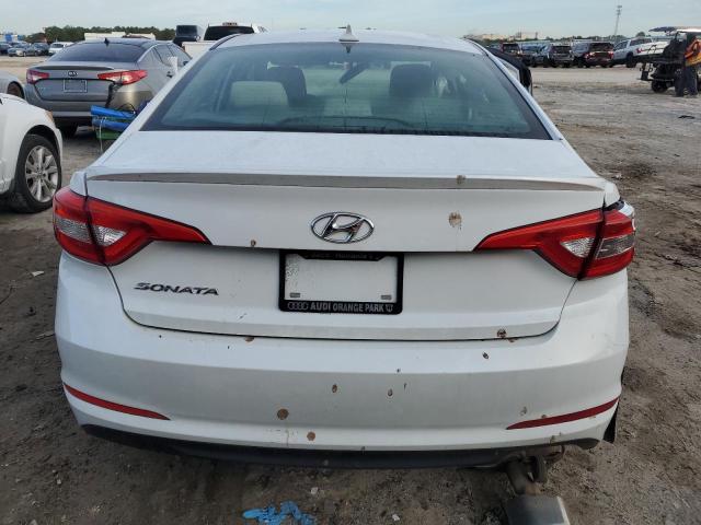 5NPE24AF9GH292142 - 2016 HYUNDAI SONATA SE WHITE photo 6