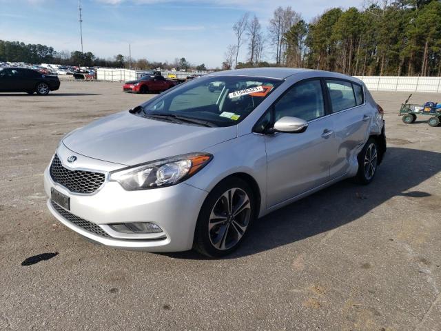 KNAFX5A81G5627582 - 2016 KIA FORTE EX SILVER photo 1