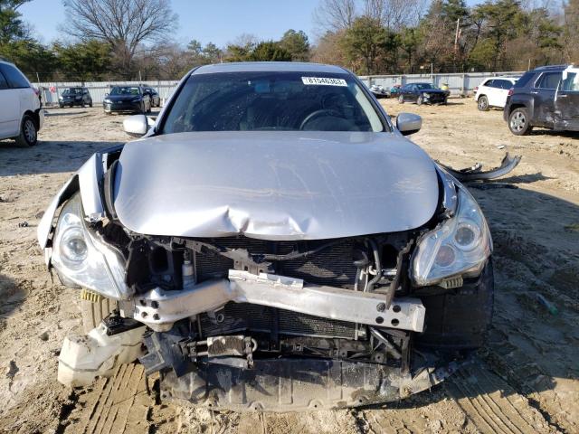 JN1CV6AR9FM523844 - 2015 INFINITI Q40 SILVER photo 5