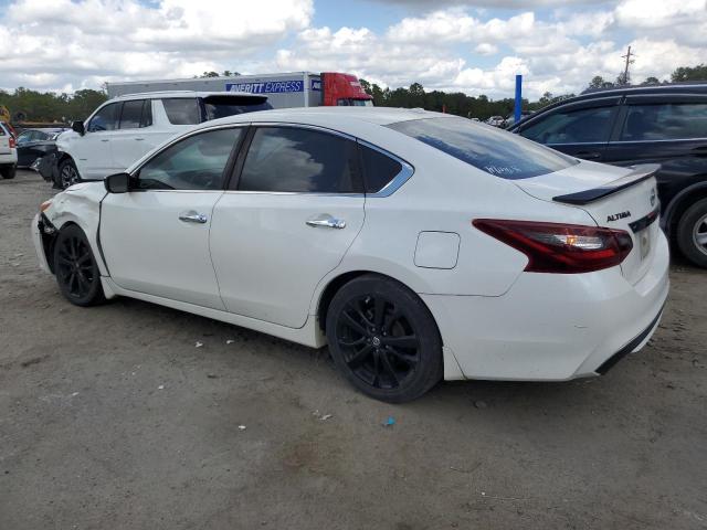 1N4AL3AP6JC264807 - 2018 NISSAN ALTIMA 2.5 Biały zdjęcie 2