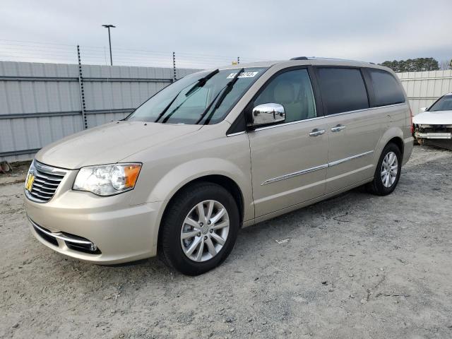 2C4RC1GG2FR752787 - 2015 CHRYSLER TOWN & COU LIMITED PLATINUM CREAM photo 1