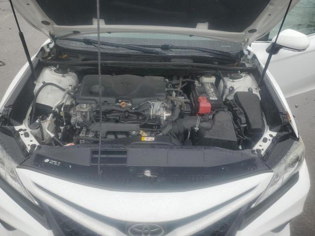 4T1B11HK2KU762559 - 2019 TOYOTA CAMRY L WHITE photo 11