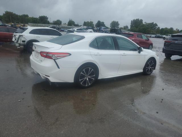4T1B11HK2KU762559 - 2019 TOYOTA CAMRY L WHITE photo 3