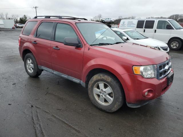 1FMCU9D71CKB98086 - 2012 FORD ESCAPE XLT RED photo 4