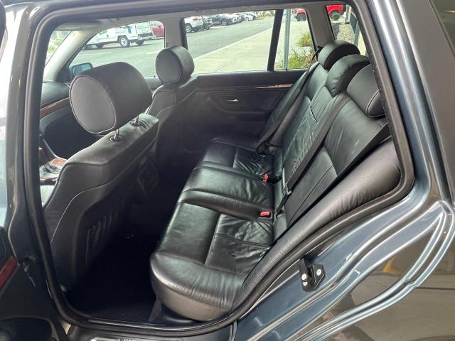 WBADS43451GD85095 - 2001 BMW 525 IT AUTOMATIC GRAY photo 6