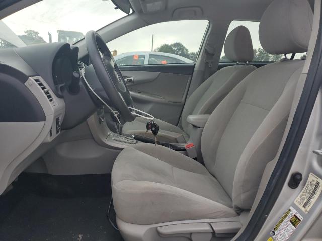 5YFBU4EE9DP151830 - 2013 TOYOTA COROLLA BASE Argent photo 7