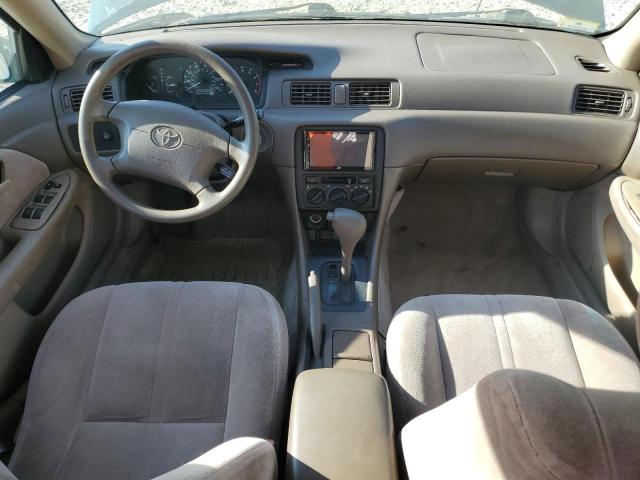 4T1BG22K5WU236848 - 1998 TOYOTA CAMRY CE GREEN photo 8