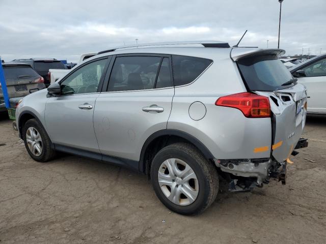 JTMBFREV1FD150846 - 2015 TOYOTA RAV4 LE SILVER photo 2