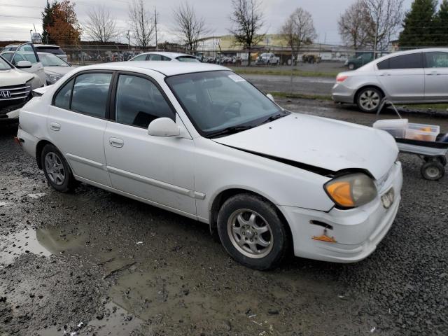 KMHCG45C05U623276 - 2005 HYUNDAI ACCENT GL WHITE photo 4