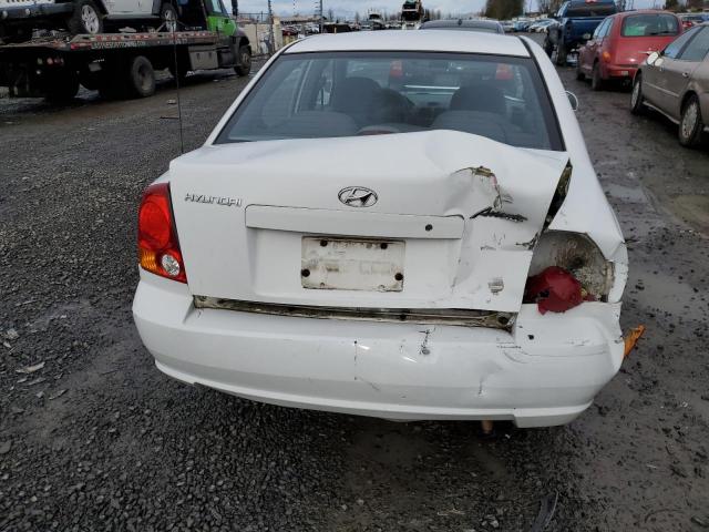 KMHCG45C05U623276 - 2005 HYUNDAI ACCENT GL WHITE photo 6