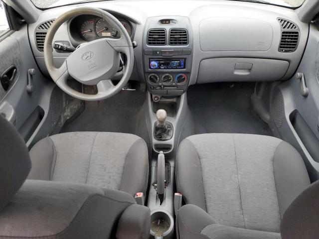 KMHCG45C05U623276 - 2005 HYUNDAI ACCENT GL WHITE photo 8