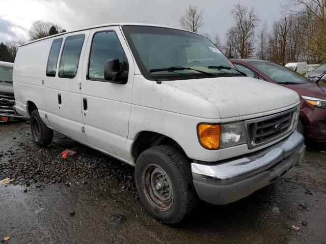 1FTNS24L45HA10829 - 2005 FORD ECONOLINE E250 VAN WHITE photo 4