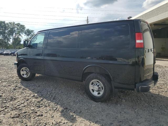 1GCWGAFP2J1186927 - 2018 CHEVROLET EXPRESS G2 შავი ფოტო 2