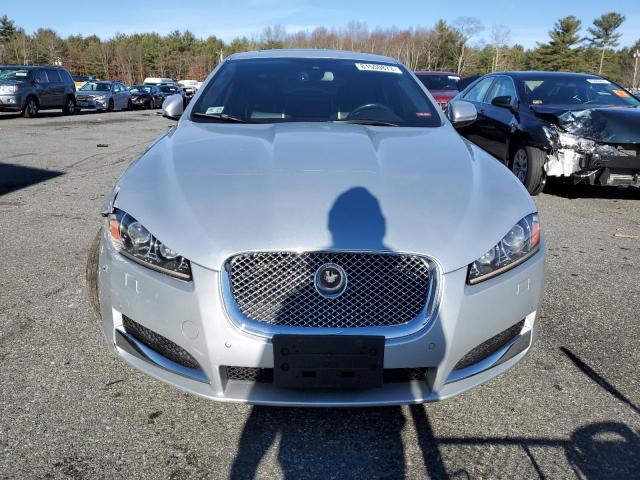 SAJWJ0EF4E8U17216 - 2014 JAGUAR XF SILVER photo 5