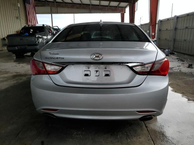 5NPEC4AC3CH352025 - 2012 HYUNDAI SONATA SE SILVER photo 6