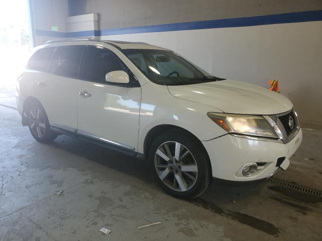 5N1AR2MM5GC619863 - 2016 NISSAN PATHFINDER S WHITE photo 4