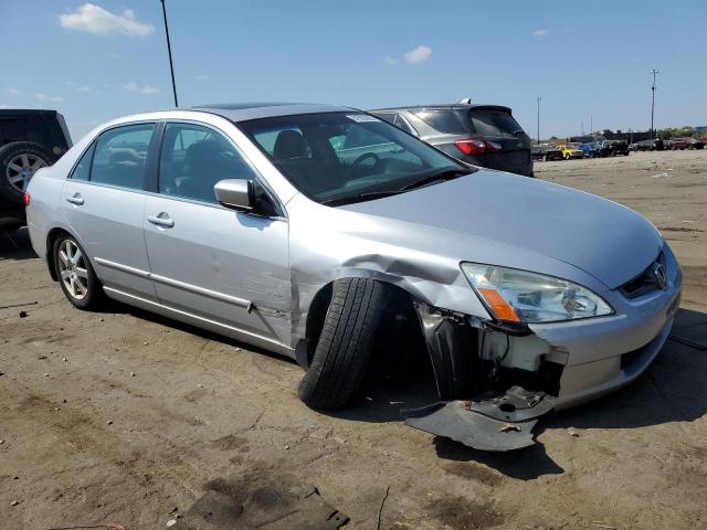 1HGCM66555A044702 - 2005 HONDA ACCORD EX SILVER photo 4