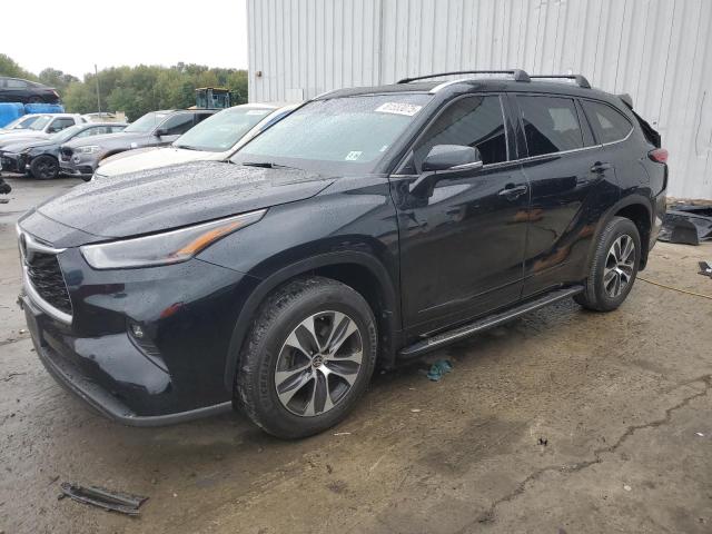 2021 TOYOTA HIGHLANDER XLE, 
