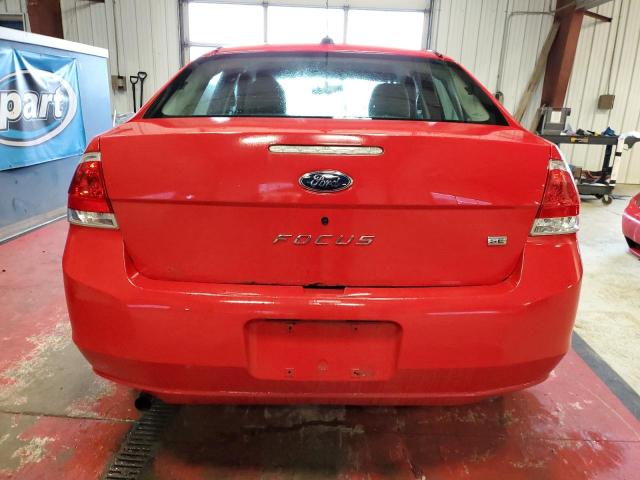 1FAHP35N68W156255 - 2008 FORD FOCUS SE RED photo 6