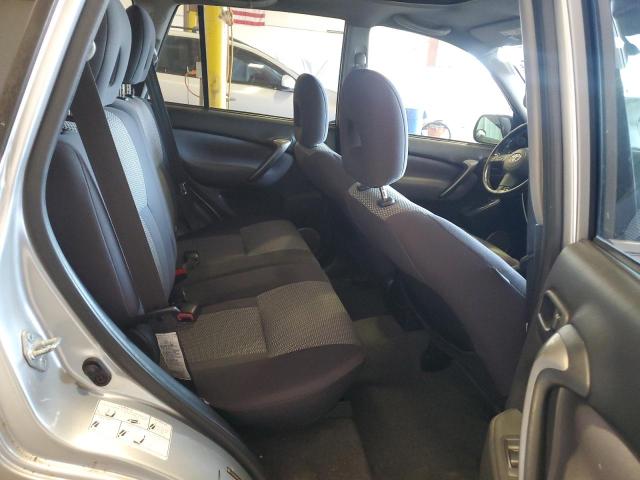 JTEHD20V756024780 - 2005 TOYOTA RAV4 SILVER photo 11