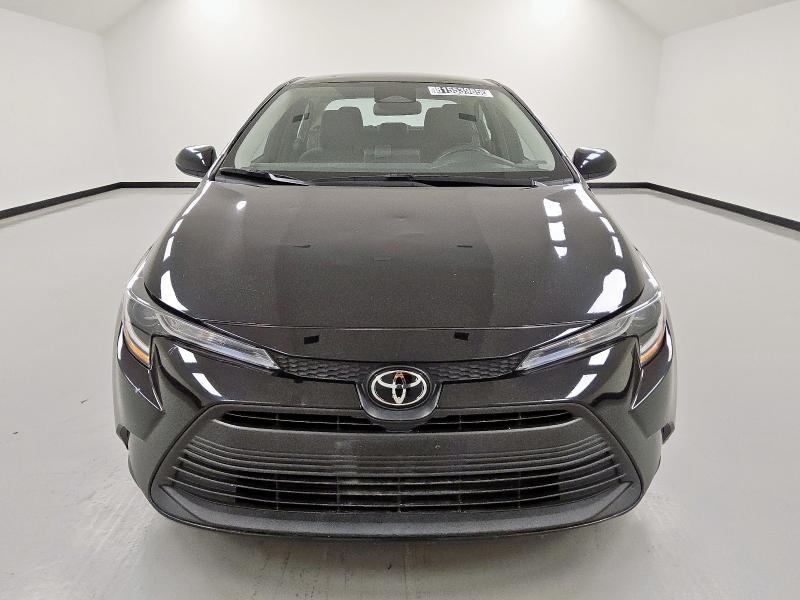 5YFB4MDE9PP030110 - 2023 TOYOTA COROLLA LE Noir photo 5