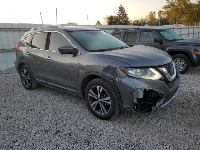 5N1AT2MT3JC793379 - 2018 NISSAN ROGUE S GRAY photo 4