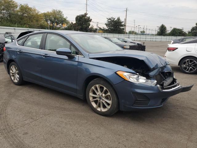 3FA6P0HD2KR218804 - 2019 FORD FUSION SE BLUE photo 4
