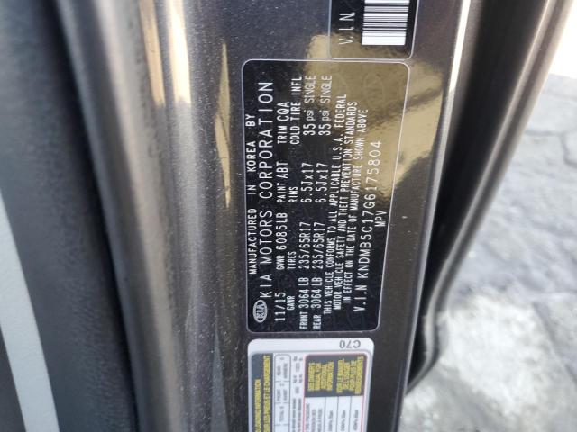 KNDMB5C17G6175804 - 2016 KIA SEDONA LX GRAY photo 13