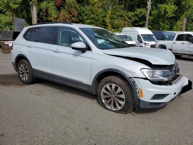 3VV3B7AX5JM174531 - 2018 VOLKSWAGEN TIGUAN SE ნაცრისფერი ფოტო 4