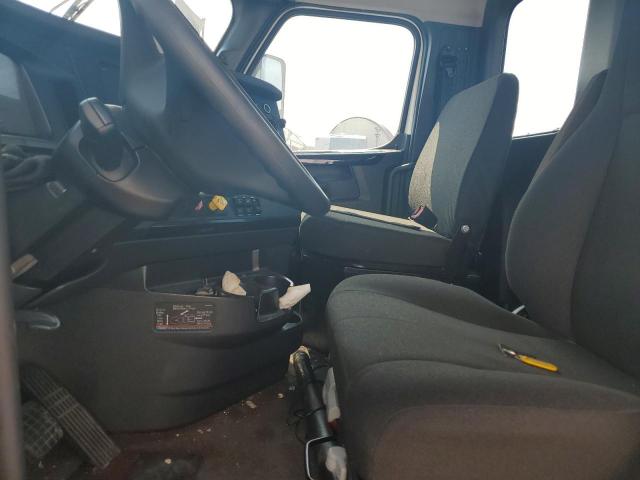 3AKJHLDV1SDVV3652 - 2025 FREIGHTLINER CASCADIA 1 WHITE photo 5