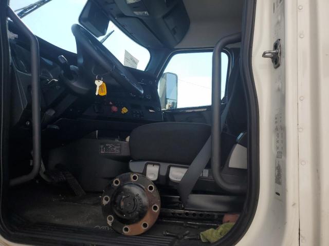 3AKJHLDV1SDVV3652 - 2025 FREIGHTLINER CASCADIA 1 WHITE photo 6