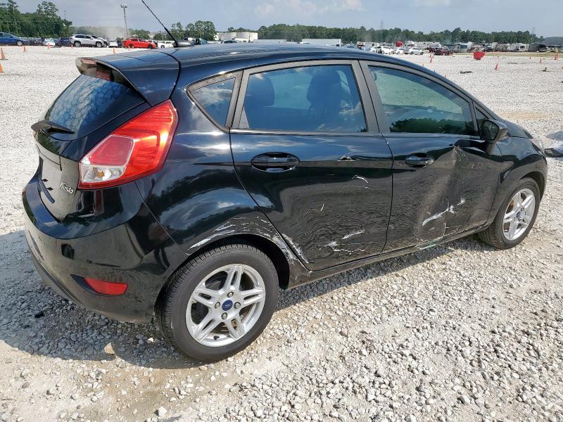 3FADP4EJ4JM106719 - 2018 FORD FIESTA SE Czarny zdjęcie 3