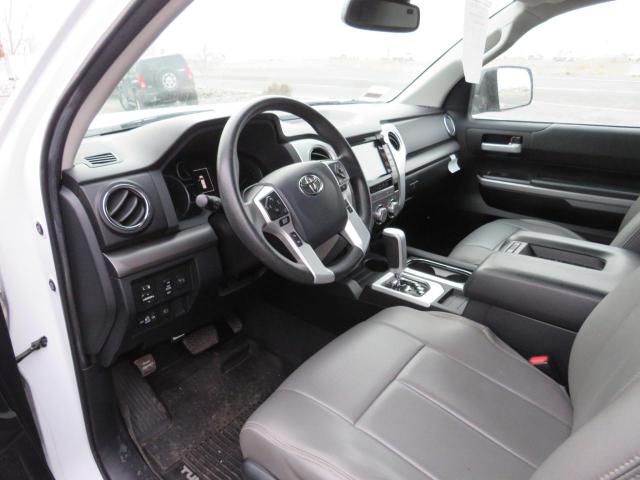 5TFTY5F17LX010992 - 2020 TOYOTA TUNDRA DOUBLE CAB SR/SR5 WHITE photo 9