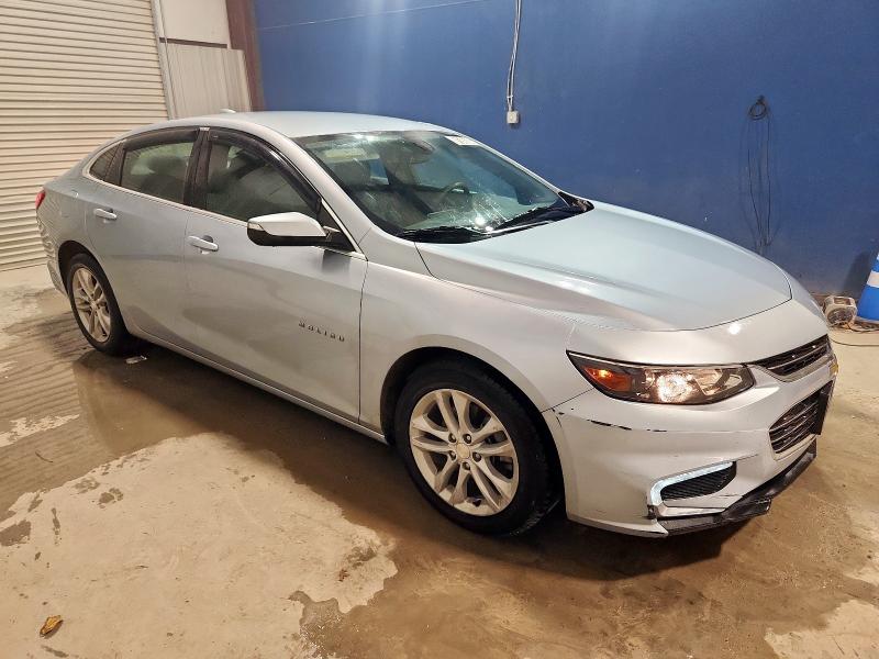 1G1ZD5ST2JF172196 - 2018 CHEVROLET MALIBU LT Gümüş fotoğraf 4