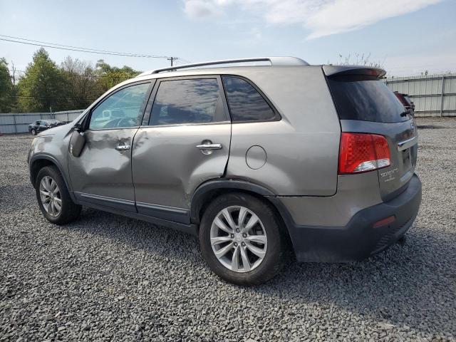 5XYKU4A13BG017397 - 2011 KIA SORENTO EX Մոխրագույն լուսանկար 2