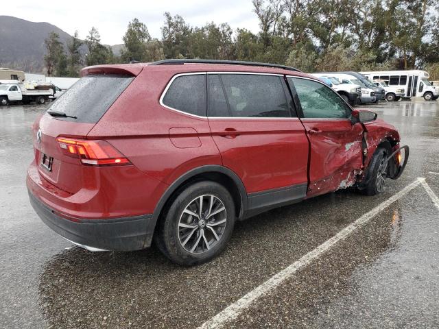 3VV3B7AX2KM006847 - 2019 VOLKSWAGEN TIGUAN SE RED photo 3