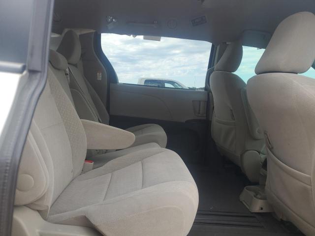 5TDKZ3DC3HS861573 - 2017 TOYOTA SIENNA LE თაფლისფერი ფოტო 11