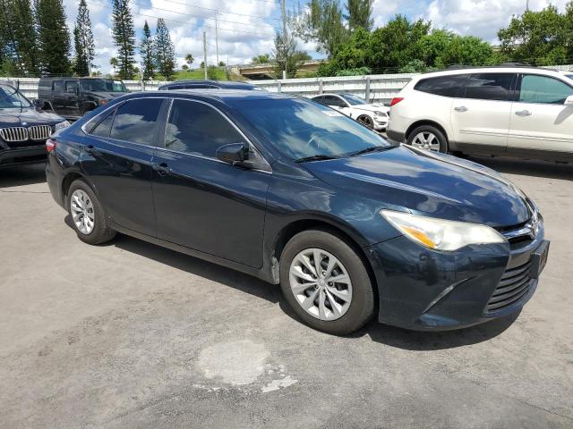 4T4BF1FK6GR517992 - 2016 TOYOTA CAMRY LE 黑色 照片 4