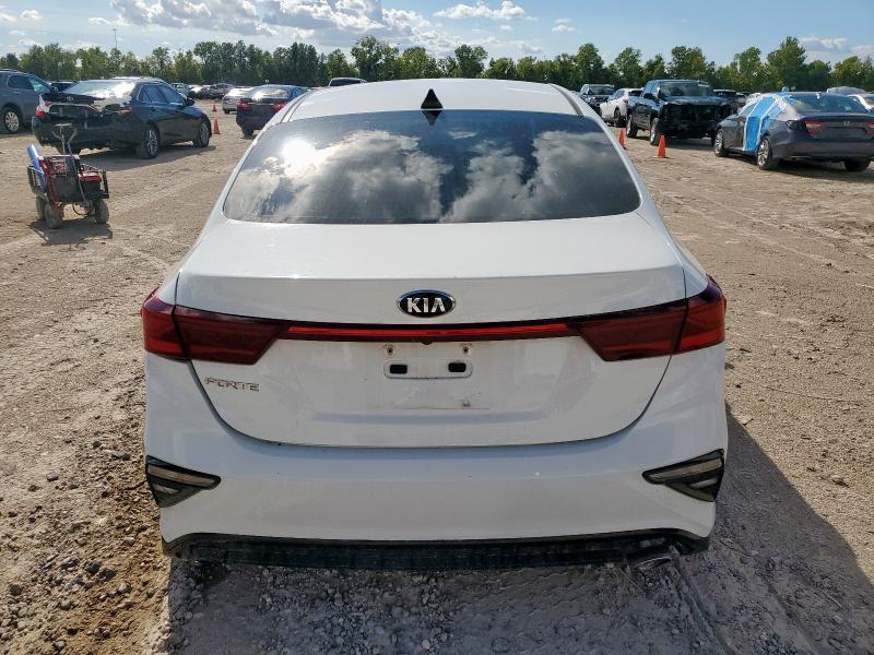 3KPF24AD9KE051696 - 2019 KIA FORTE FE 白色 照片 6