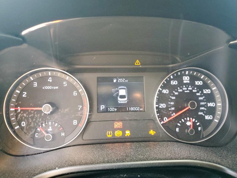 3KPF24AD9KE051696 - 2019 KIA FORTE FE 白色 照片 9