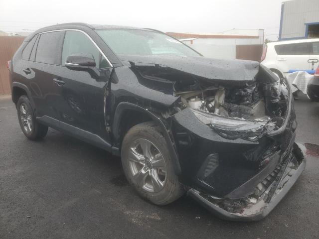 2T3W1RFV8RW311764 - 2024 TOYOTA RAV4 XLE BLACK photo 4