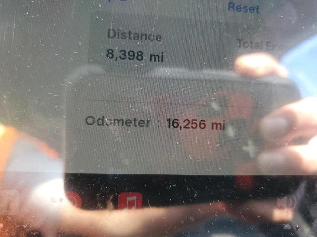 7SAYGDED3SF266122 - 2025 TESLA MODEL Y ნაცრისფერი ფოტო 9