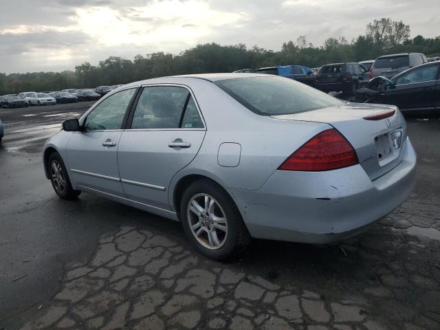 1HGCM56346A025066 - 2006 HONDA ACCORD SE 银色 照片 2