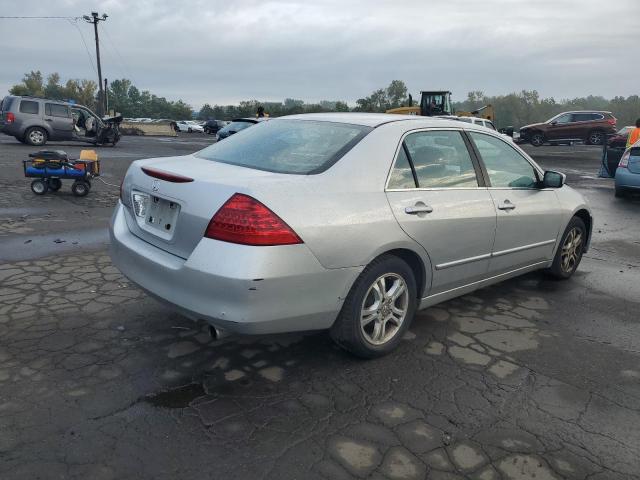 1HGCM56346A025066 - 2006 HONDA ACCORD SE 银色 照片 3