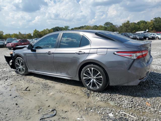 4T1B11HK8JU616259 - 2018 TOYOTA CAMRY L 灰色 照片 2