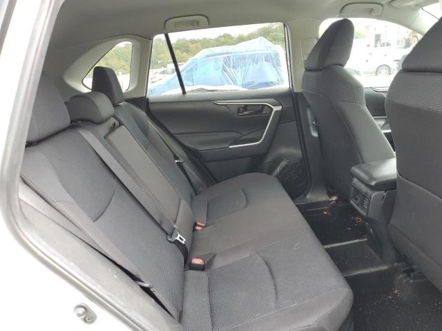 2T3LWRFV7RW235149 - 2024 TOYOTA RAV4 LE WHITE photo 11