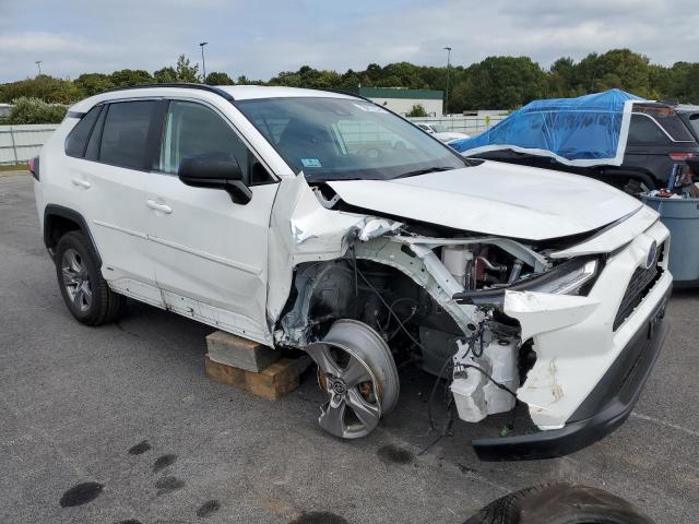 2T3LWRFV7RW235149 - 2024 TOYOTA RAV4 LE WHITE photo 4