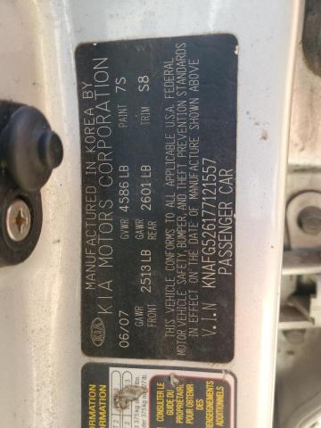 KNAFG526177121557 - 2007 KIA RONDO LX SILVER photo 13