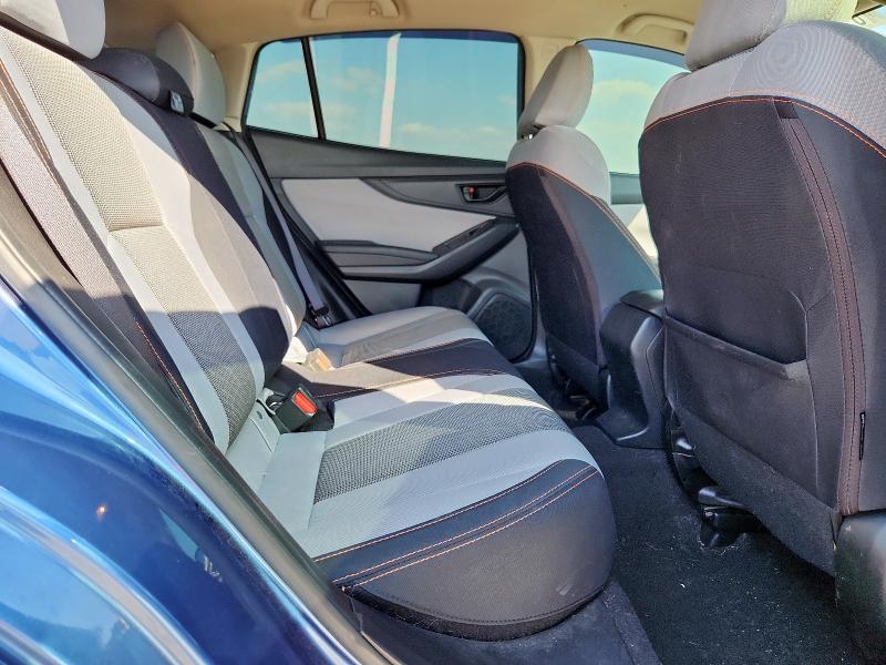 JF2GTABC2JH281421 - 2018 SUBARU CROSSTREK PREMIUM ლურჯი ფოტო 11